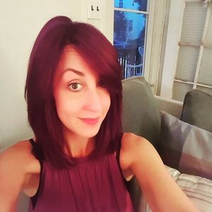 Meet your Posher, Laura